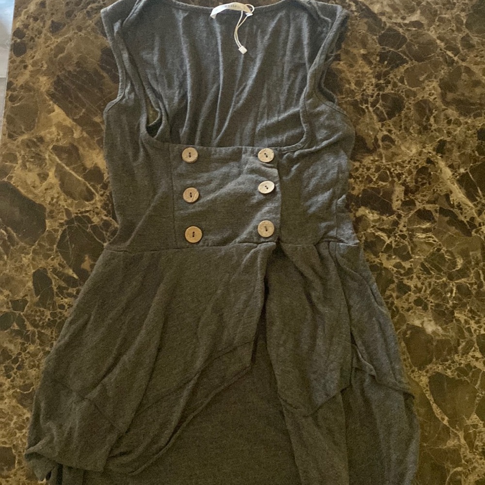 buttoned blouse/top